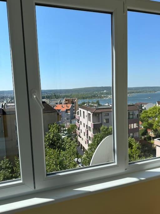 Апартамент Каролина Varna Eksteriør bilde